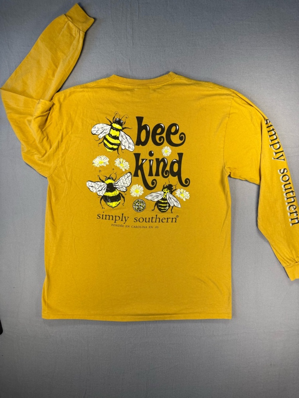Simply Southern Yellow 'Bee Kind' Long Sleeve Tee